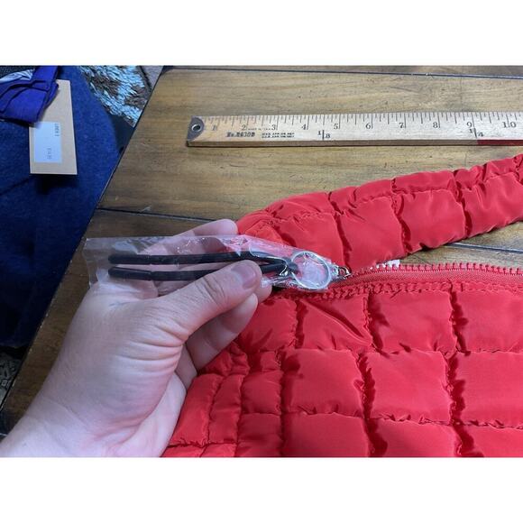 Free People Movement Quilted Carryall Bag Purse in Chef’s Kiss Red NWT - Picture 13 of 13